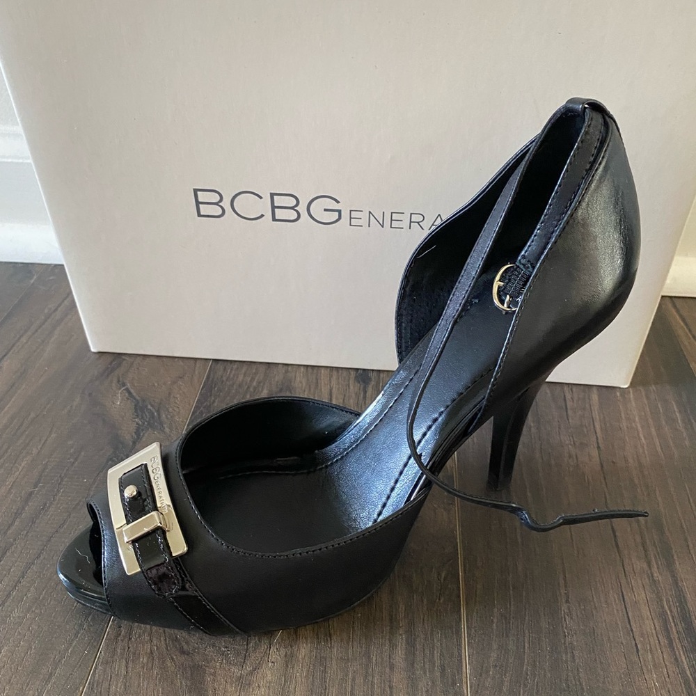 BCBGeneration black leather heels size 8. Brand new. Never worn.